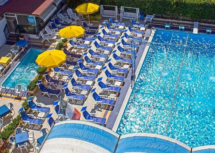 Hotel sulla spiaggia a Alba Adriatica