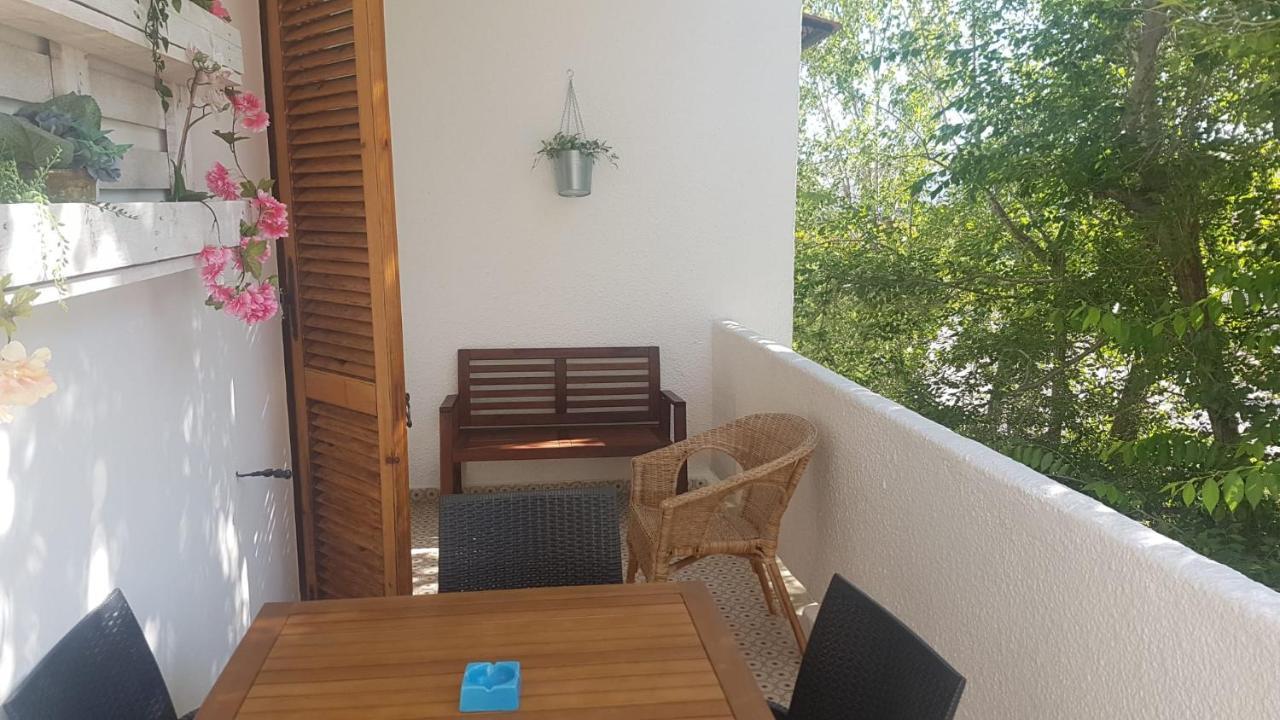 Two-Bedroom Apartment,807698673:JPEG