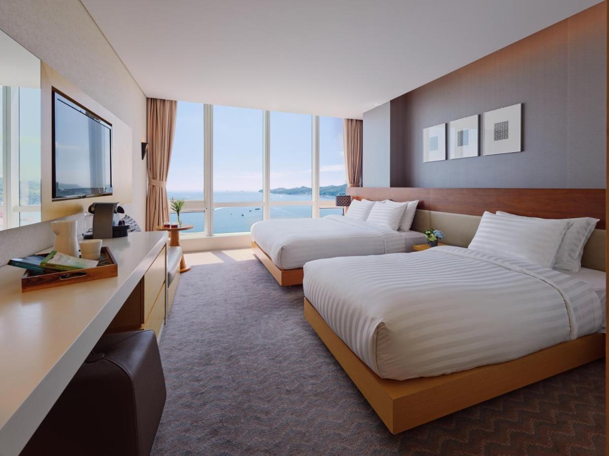 Deluxe Family Twin Room Ocean View
