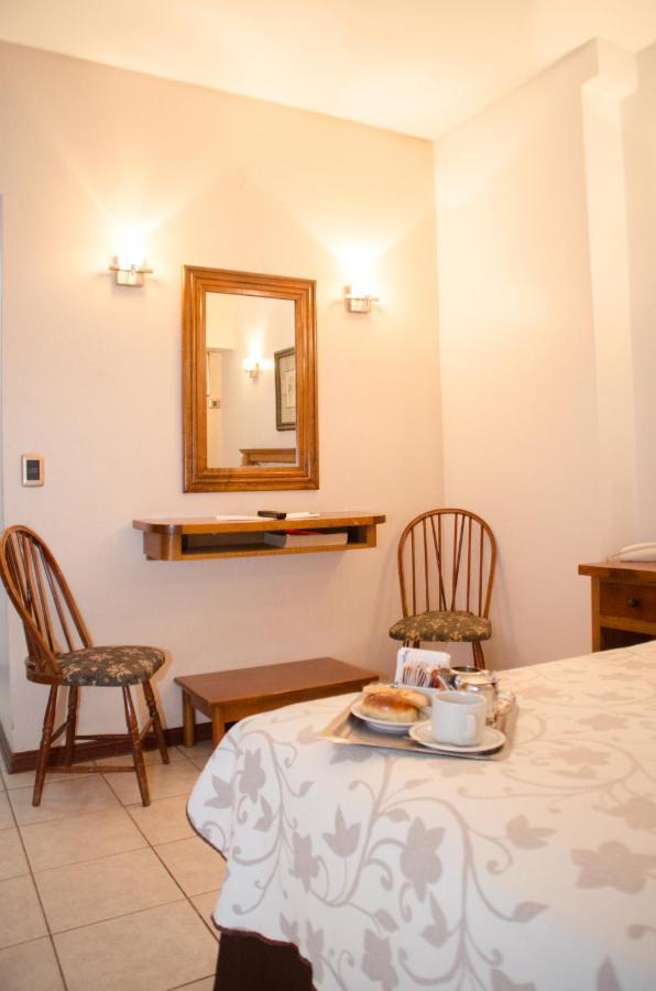 Double or Twin Room,1016664166:JPEG