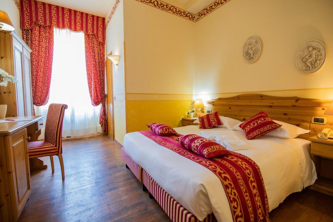 Standard Double or Twin Room,1021805845:JPEG