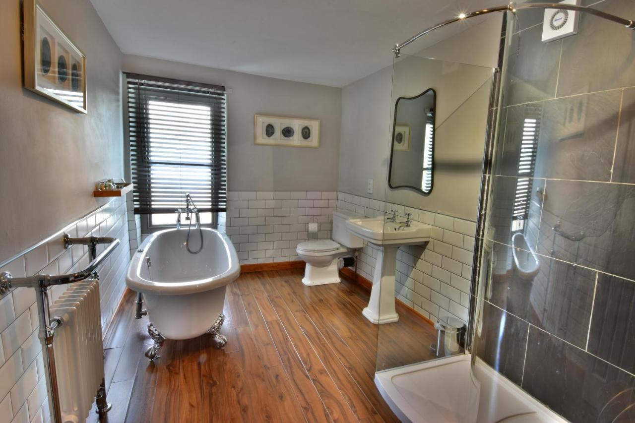 Deluxe Suite,1580225491:JPEG