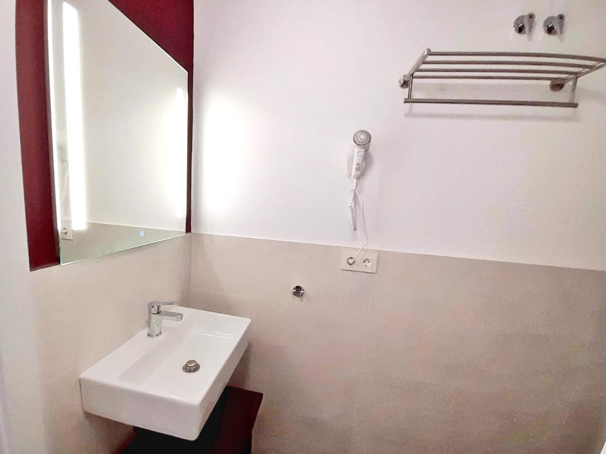 Double Room Balcony,1024475422:JPEG