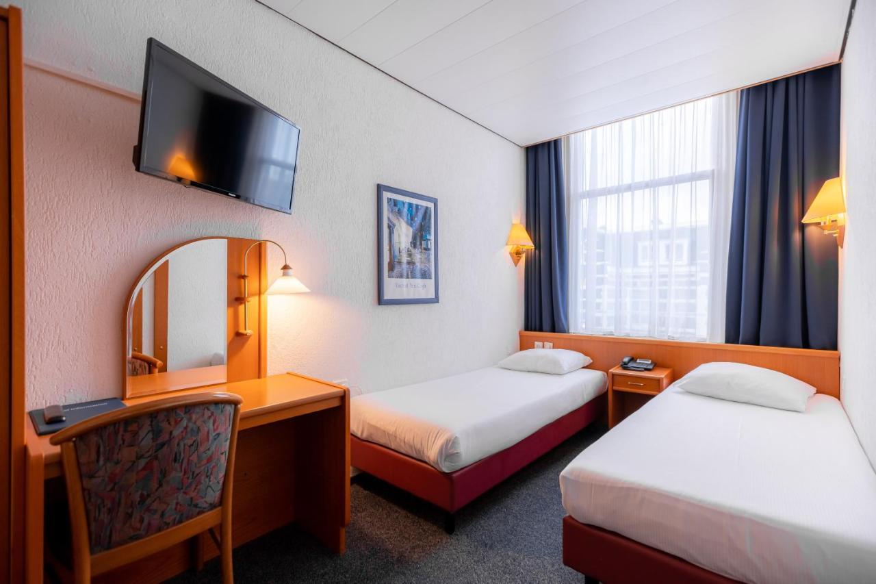 Small Twin Room