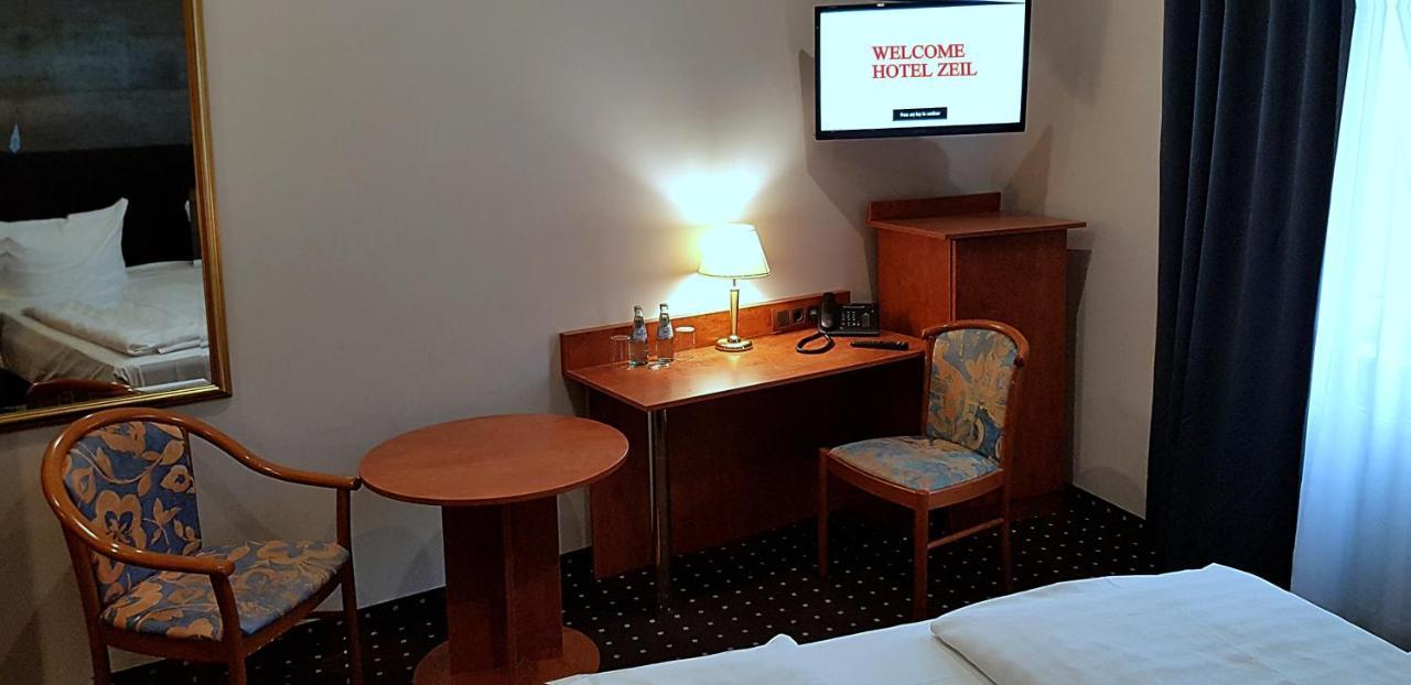 Large Single Room