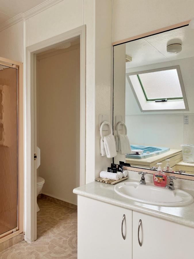 Comfort Studio Hot Tub