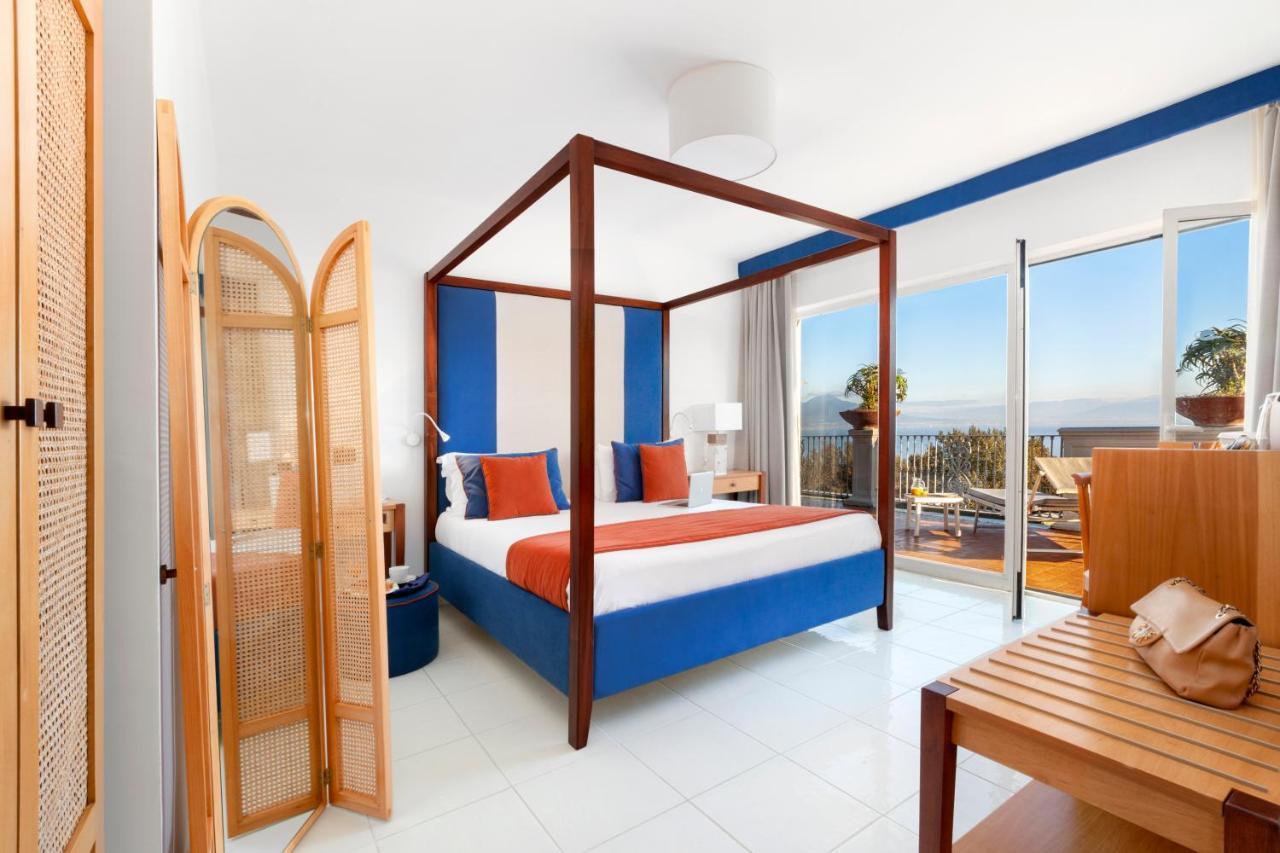 Deluxe Double Room Balcony Sea View Annex