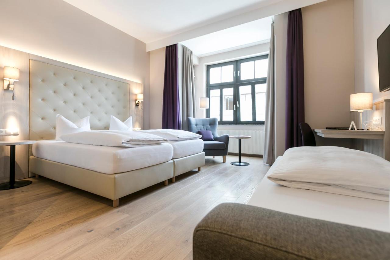 Comfort Triple Room