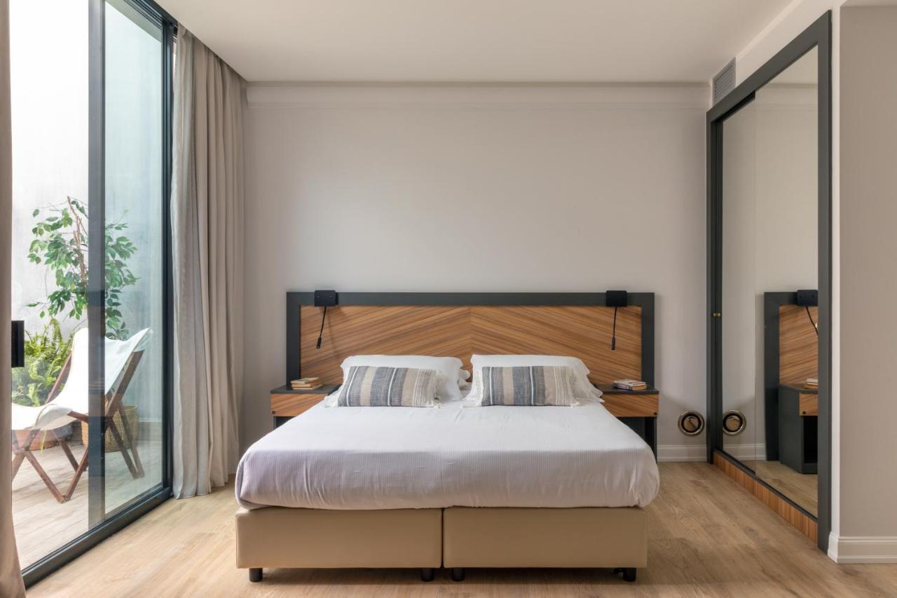 Apartment Premium with Balcony,1135122964:JPEG
