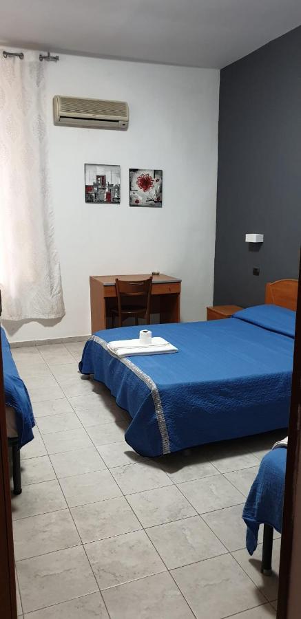 Family Room,1122486720:JPEG