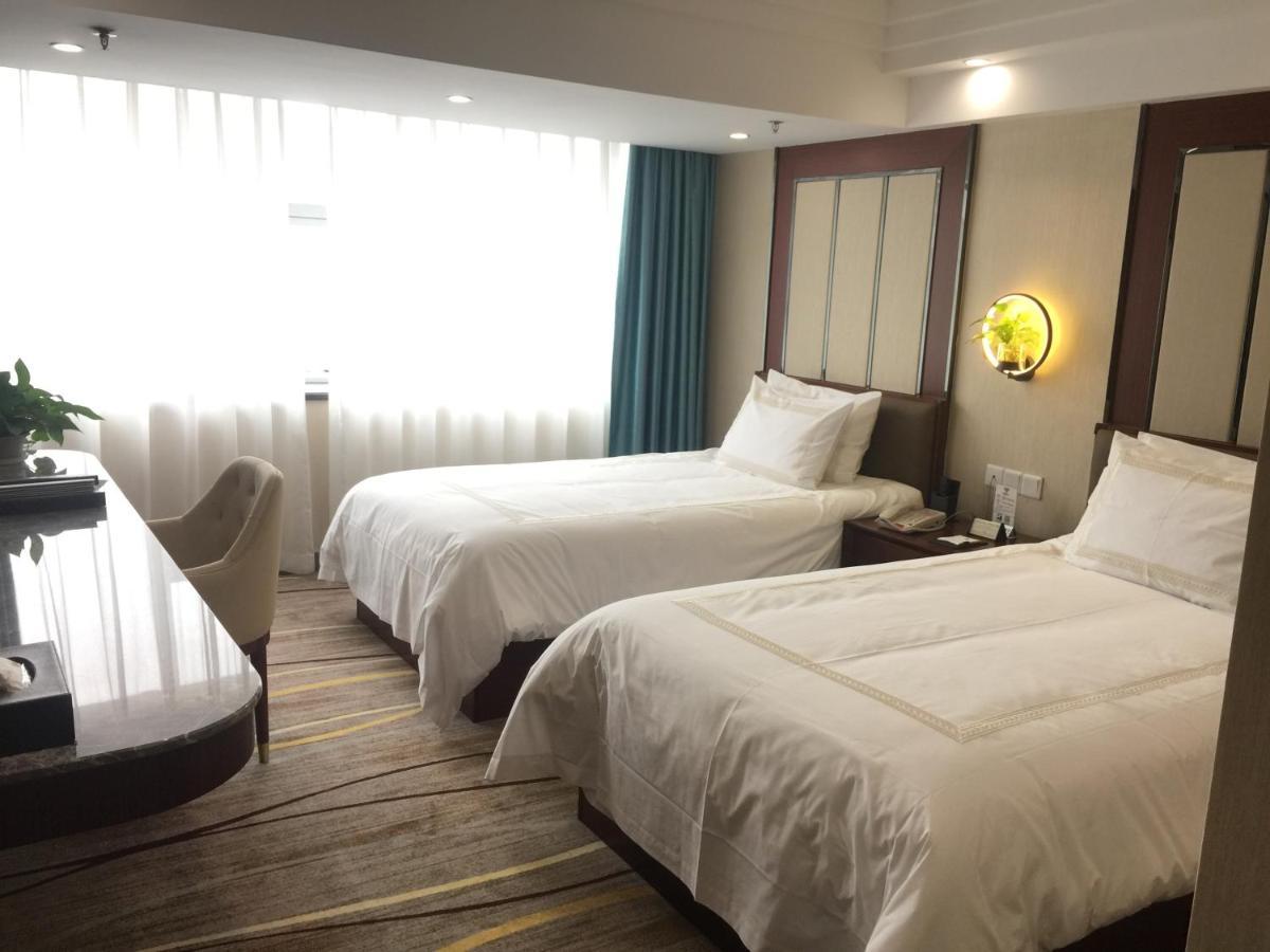 Twin Room,1499229133:JPEG