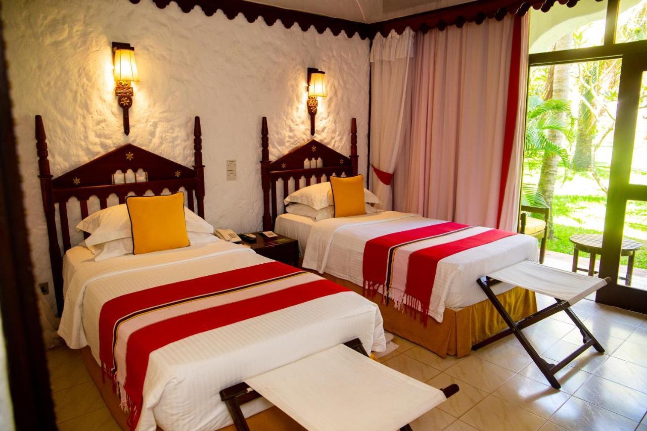 Deluxe Twin Garden View Room