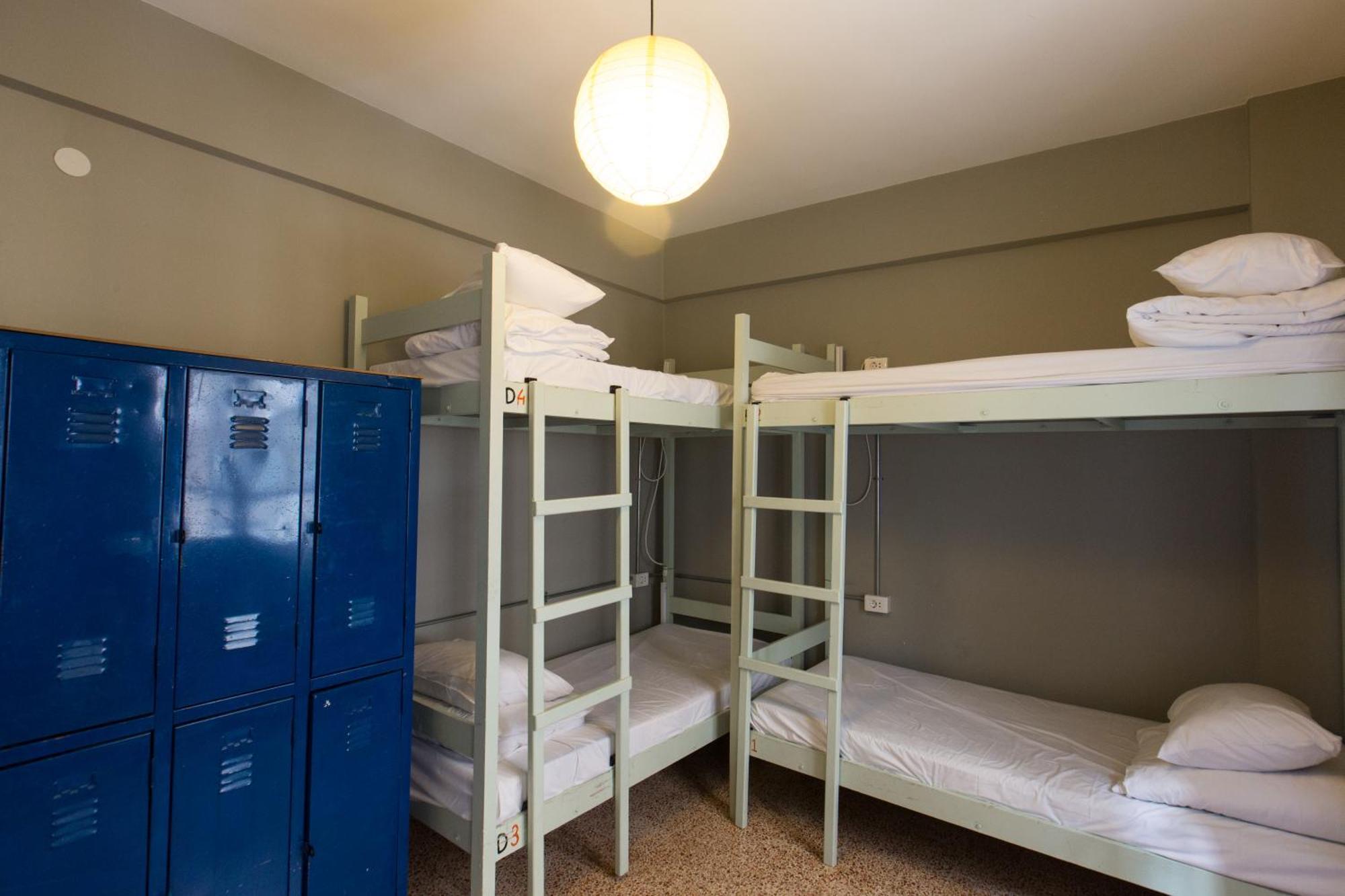 Bed 4-Bed Female Dormitory Room