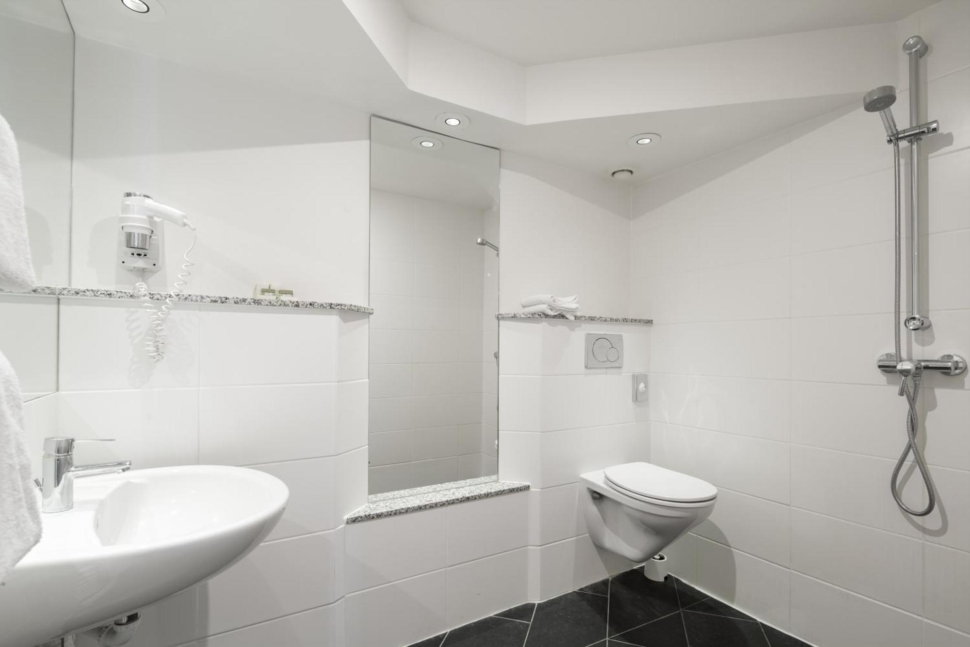 Classic Double Room,1273873027:JPEG