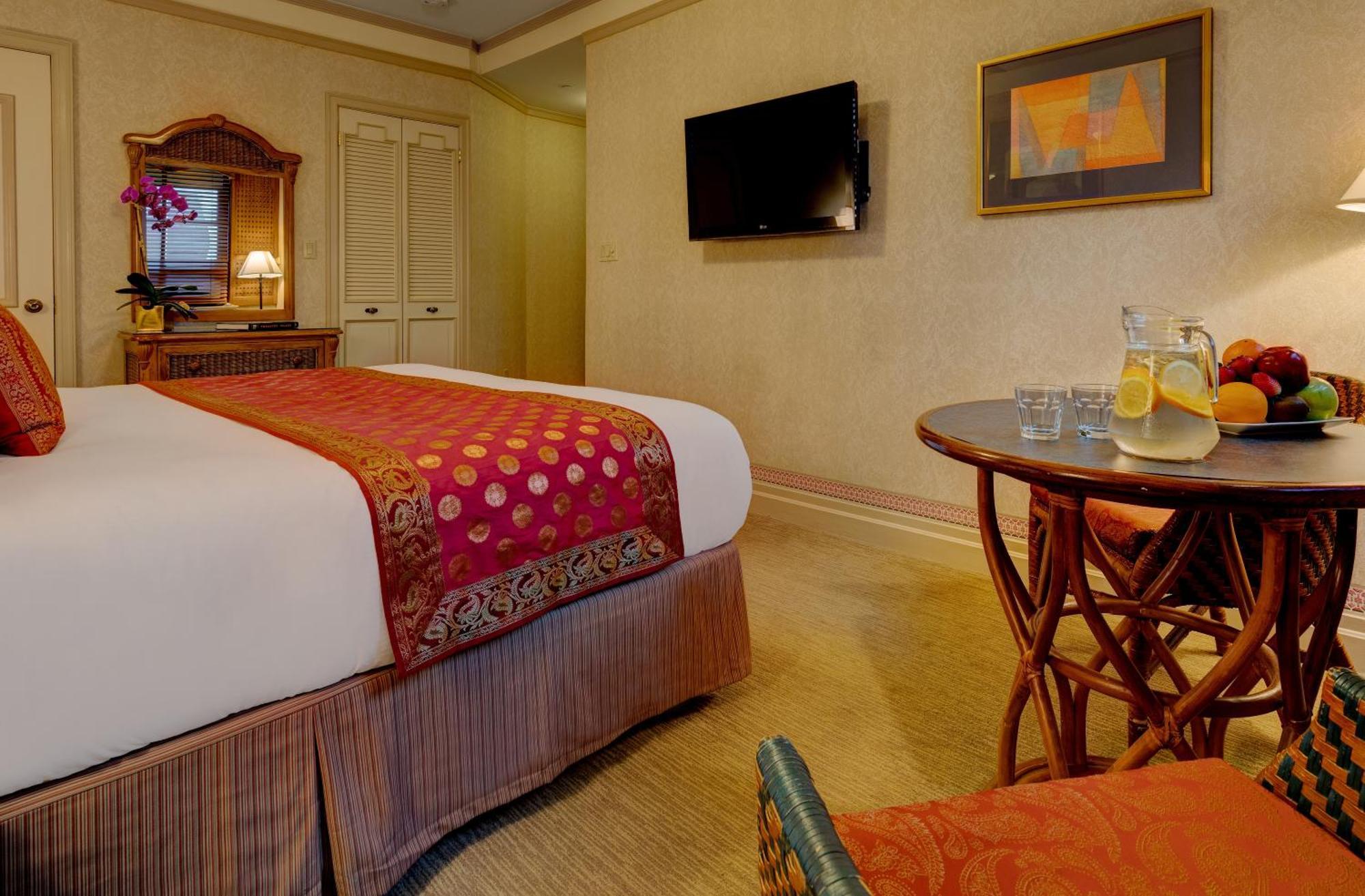 Premium Accessible Room 1 King Bed,1275837445:JPEG