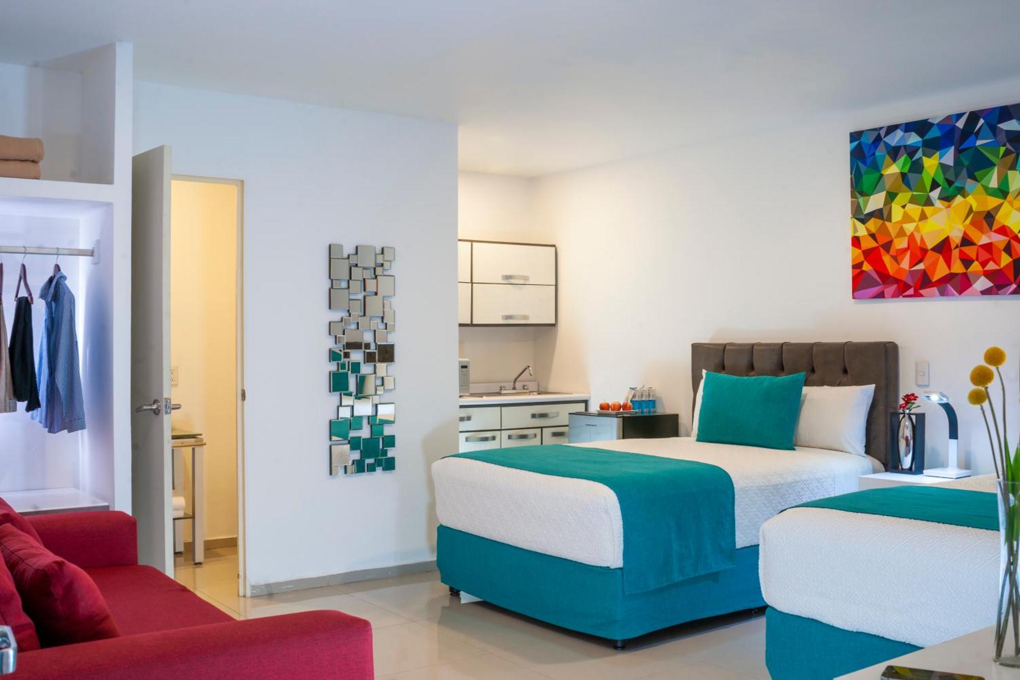 Suite Junior con desayuno americano