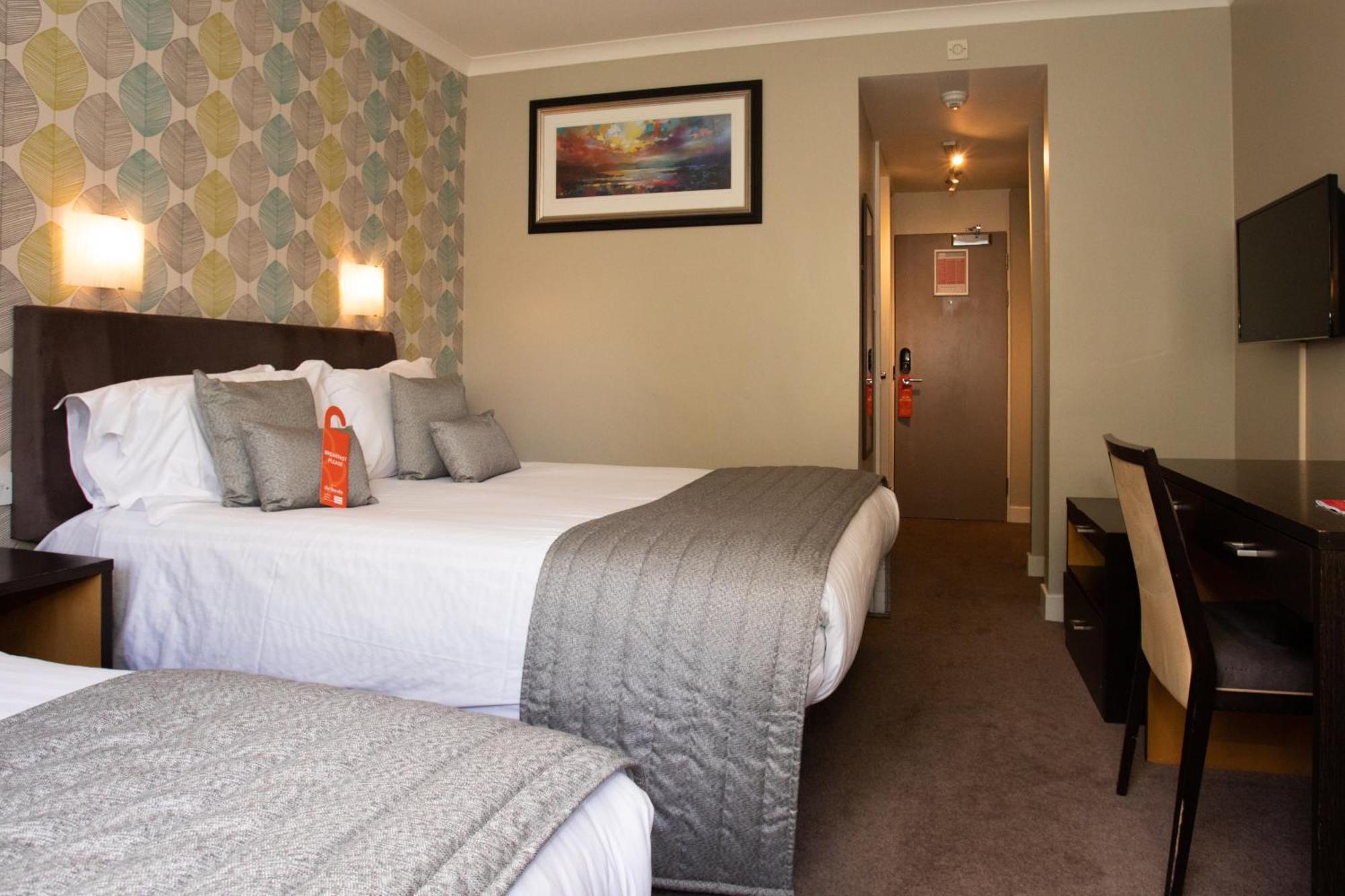 Standard Room one double one single bed