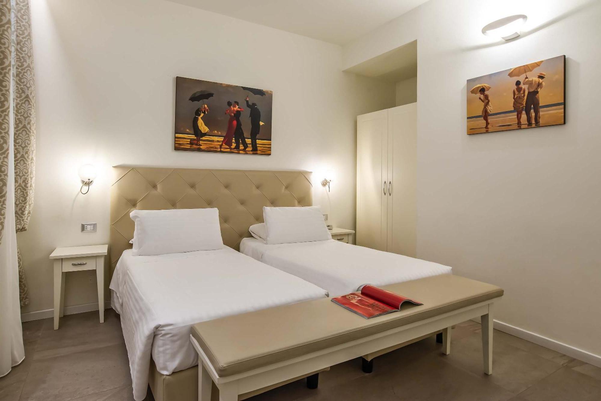 Double or Twin Room,1215884989:JPEG