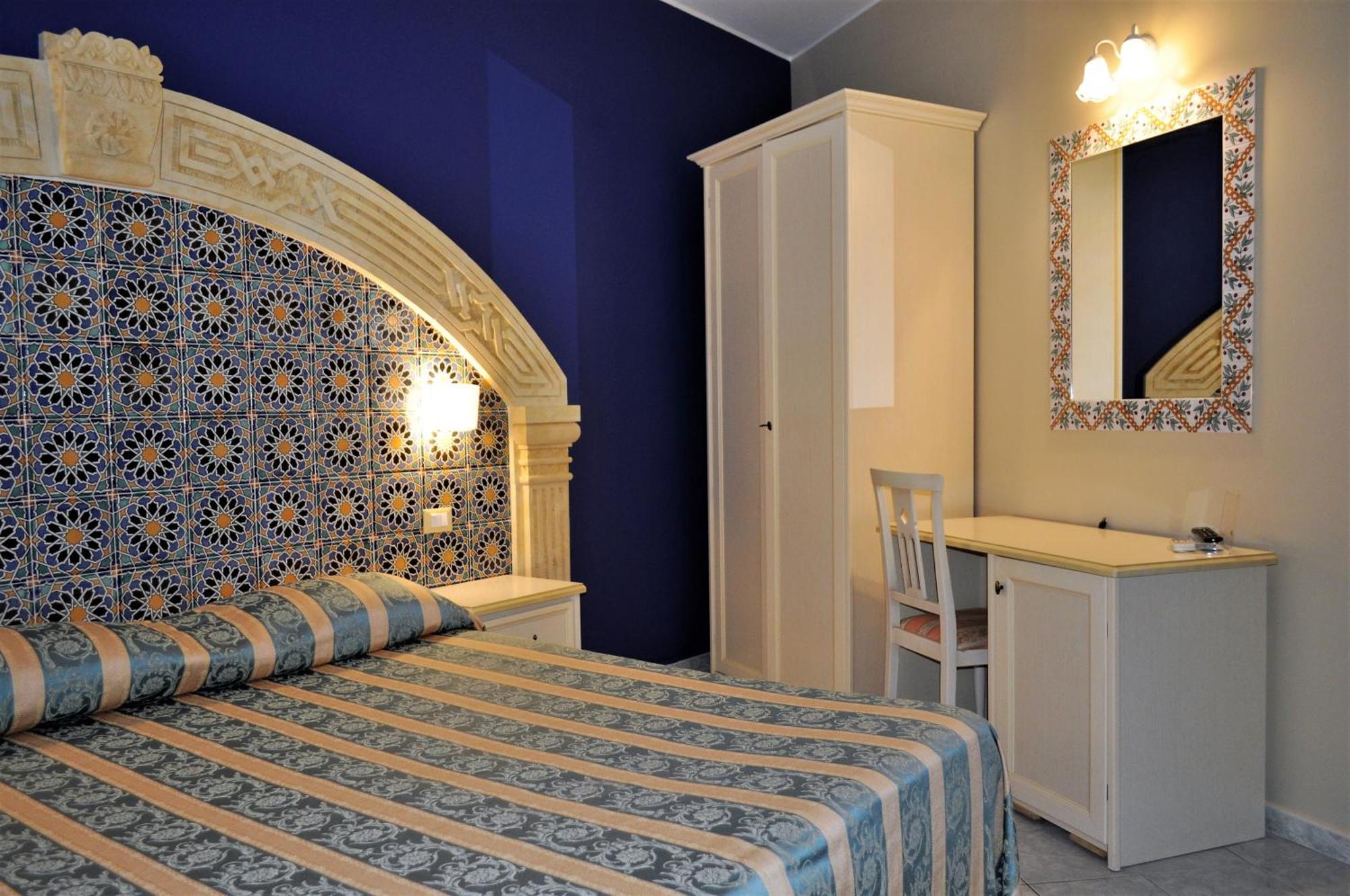 Double Room,663932286:JPEG