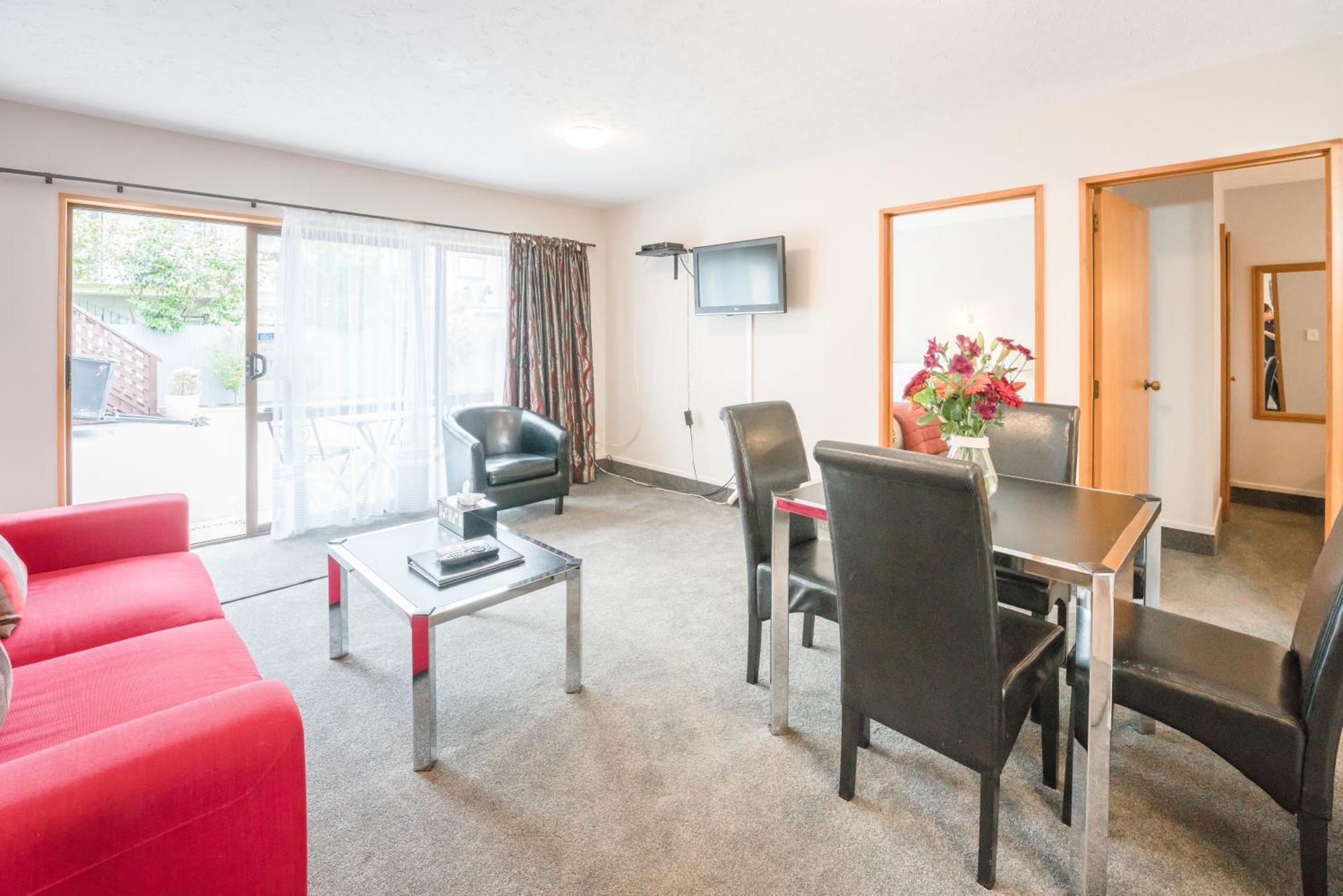 Deluxe Family Room