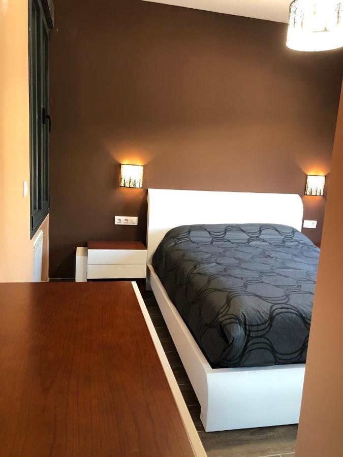 Double or Twin Room Private Bathroom