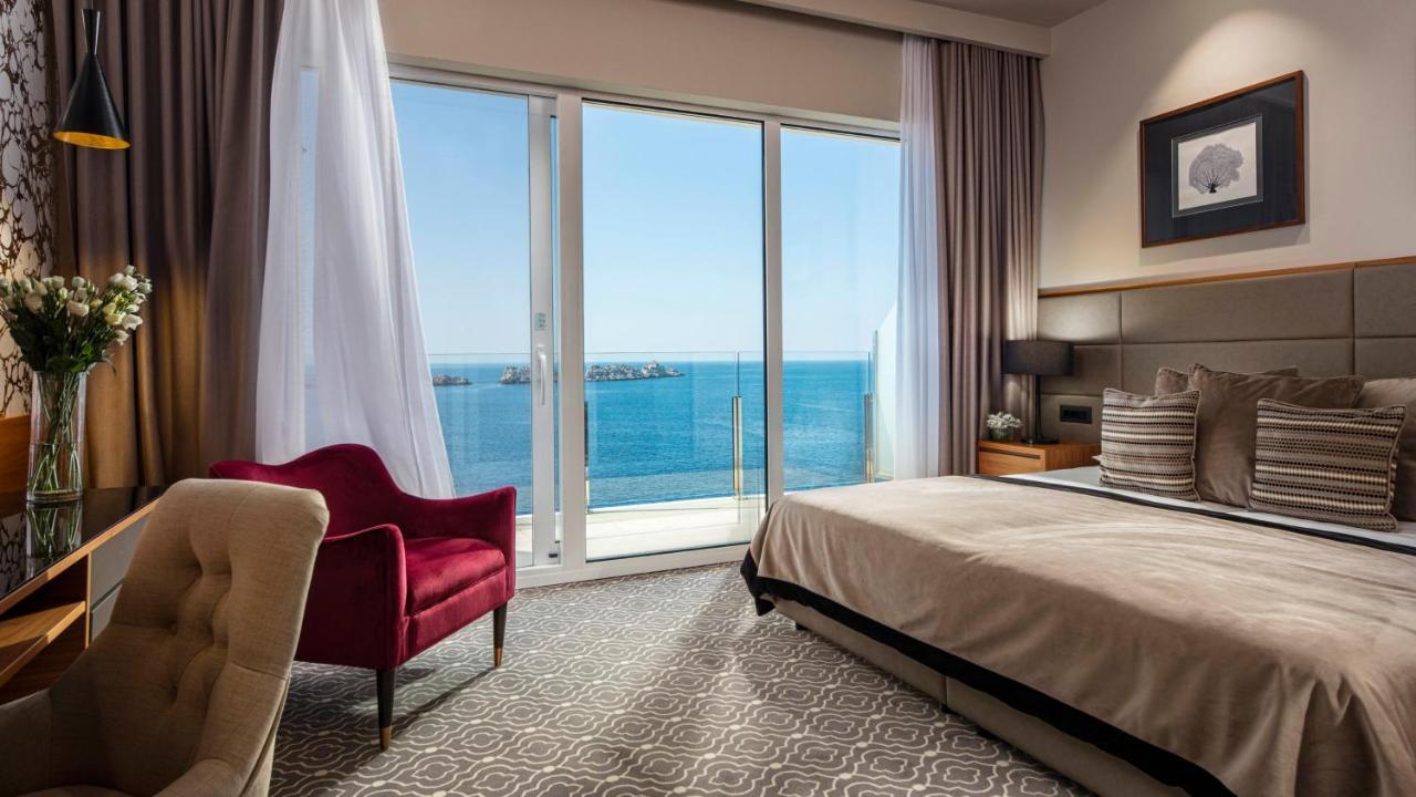 Luxury Double or Twin Room Balcony Sea View
