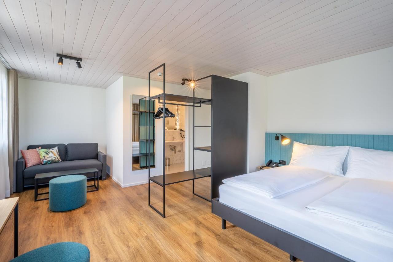 Double Room,1245936700:JPEG