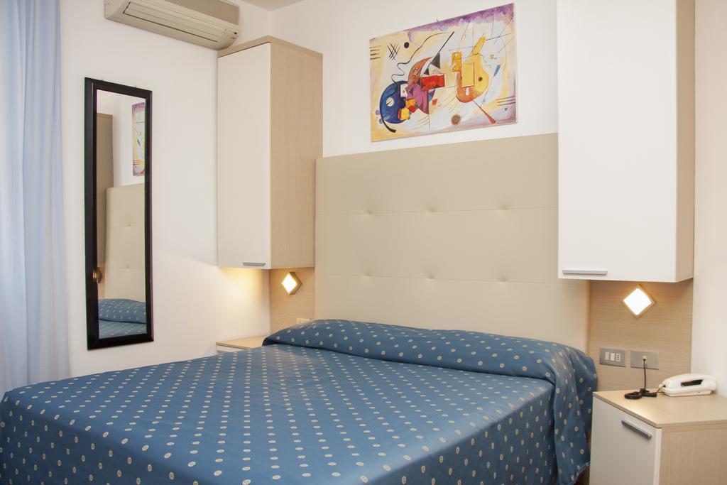 Standard Triple Room,124304529:JPEG