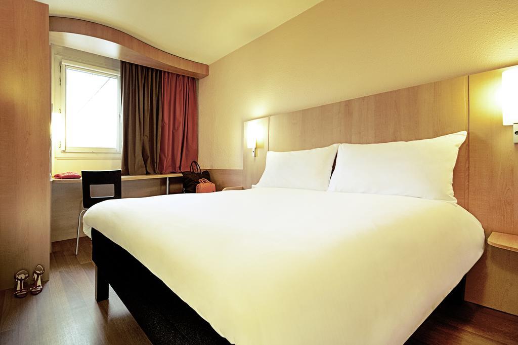 Standard Double Room,377707909:JPEG