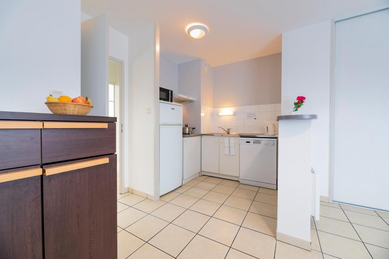 Apartment 4 People with Kitchenette,1264227865:JPEG