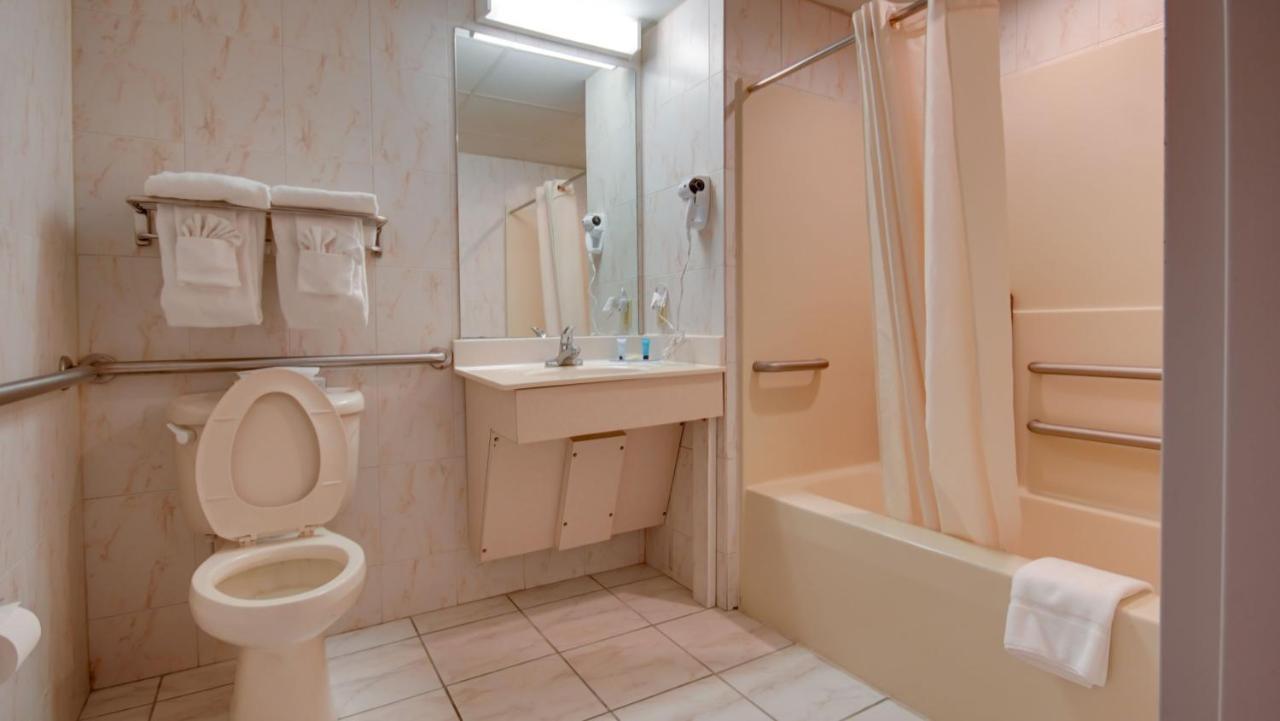 Queen Room Disability Access