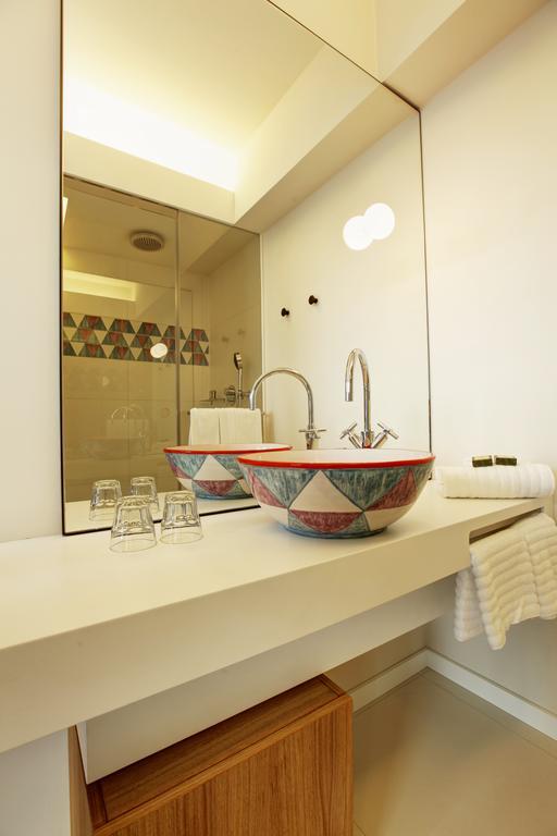 Single Room,126444156:JPEG