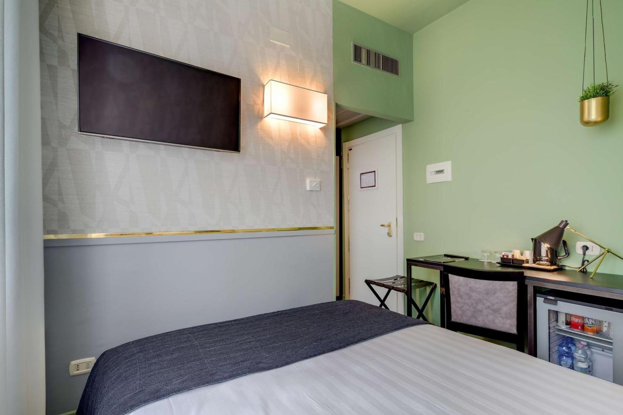 Classic Double Room