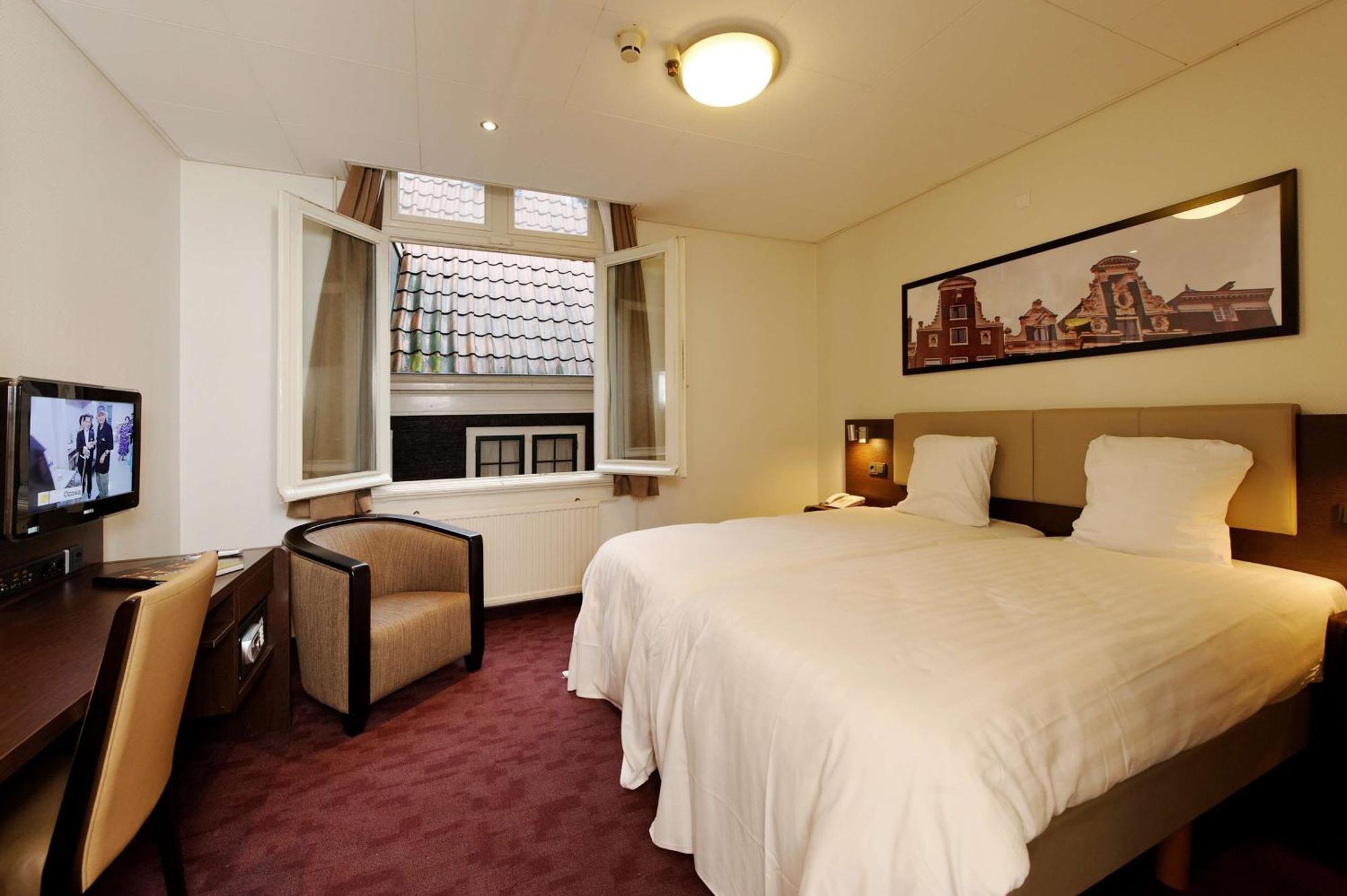 Twin Room,1275211558:JPEG