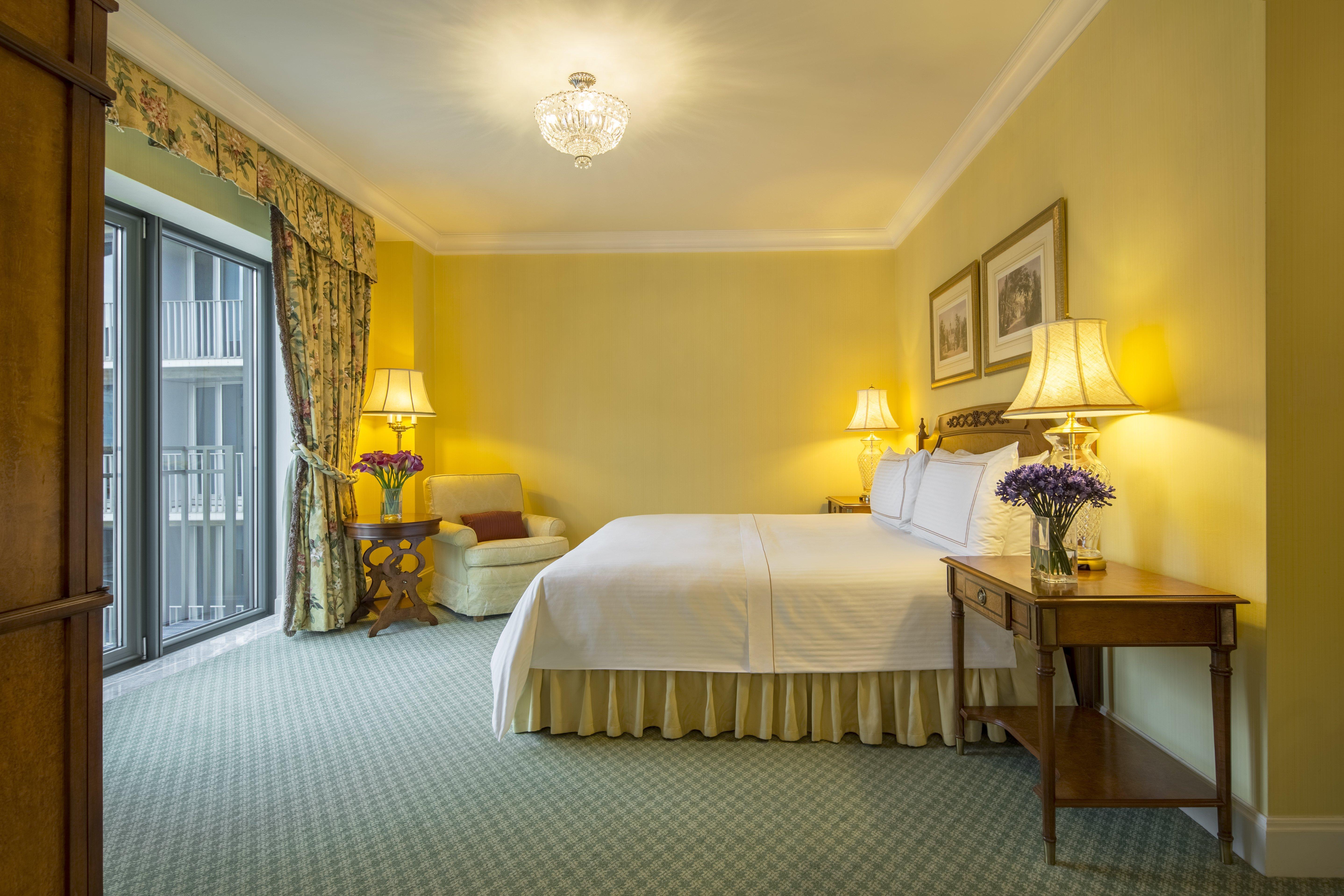 One-Bedroom King Suite