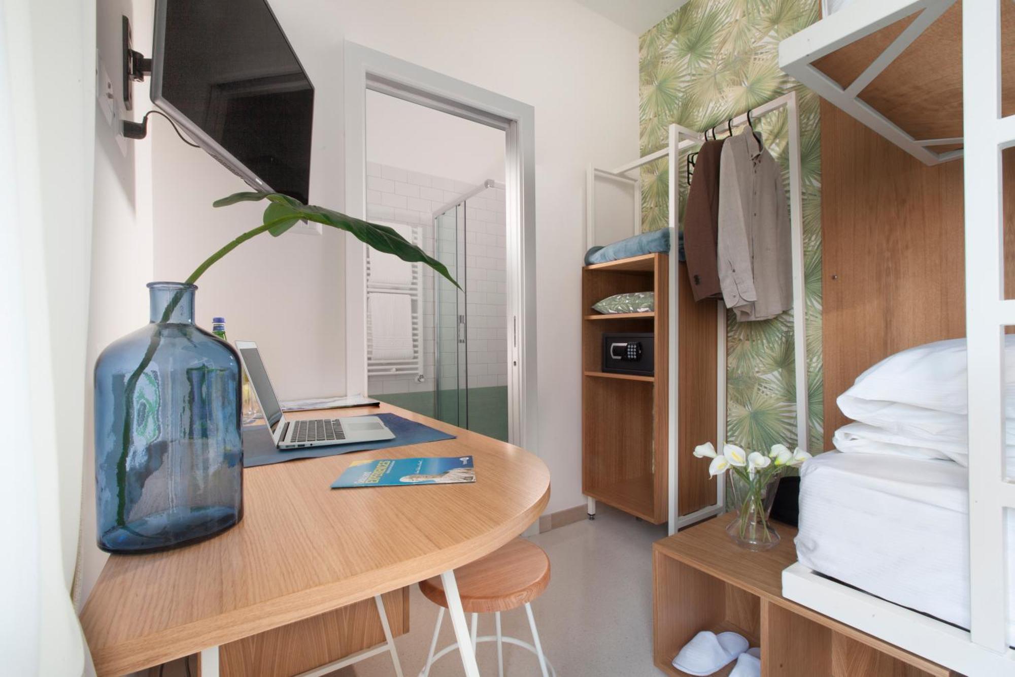 Economy Twin Room