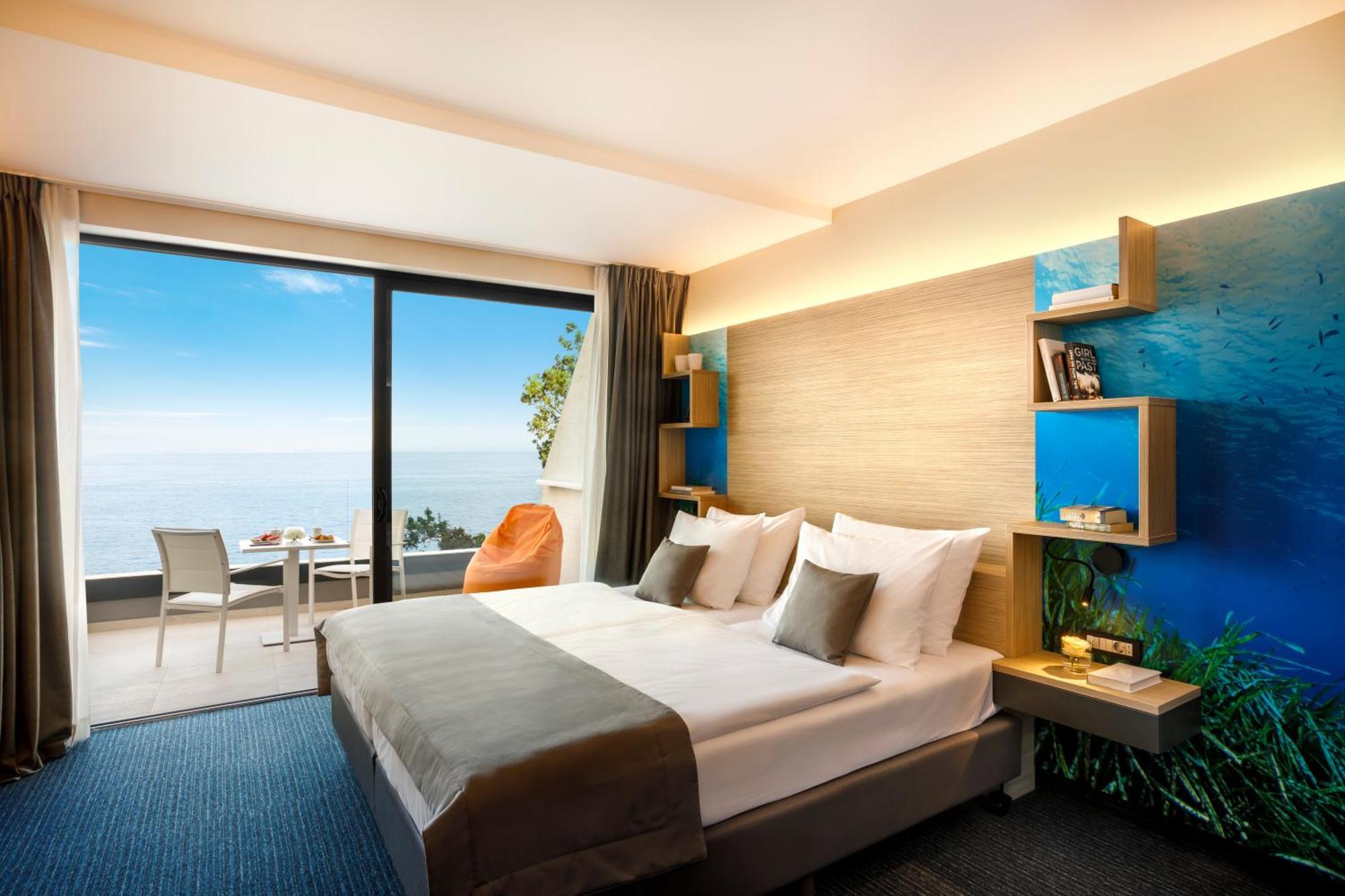 Superior Double or Twin Room Balcony Sea View
