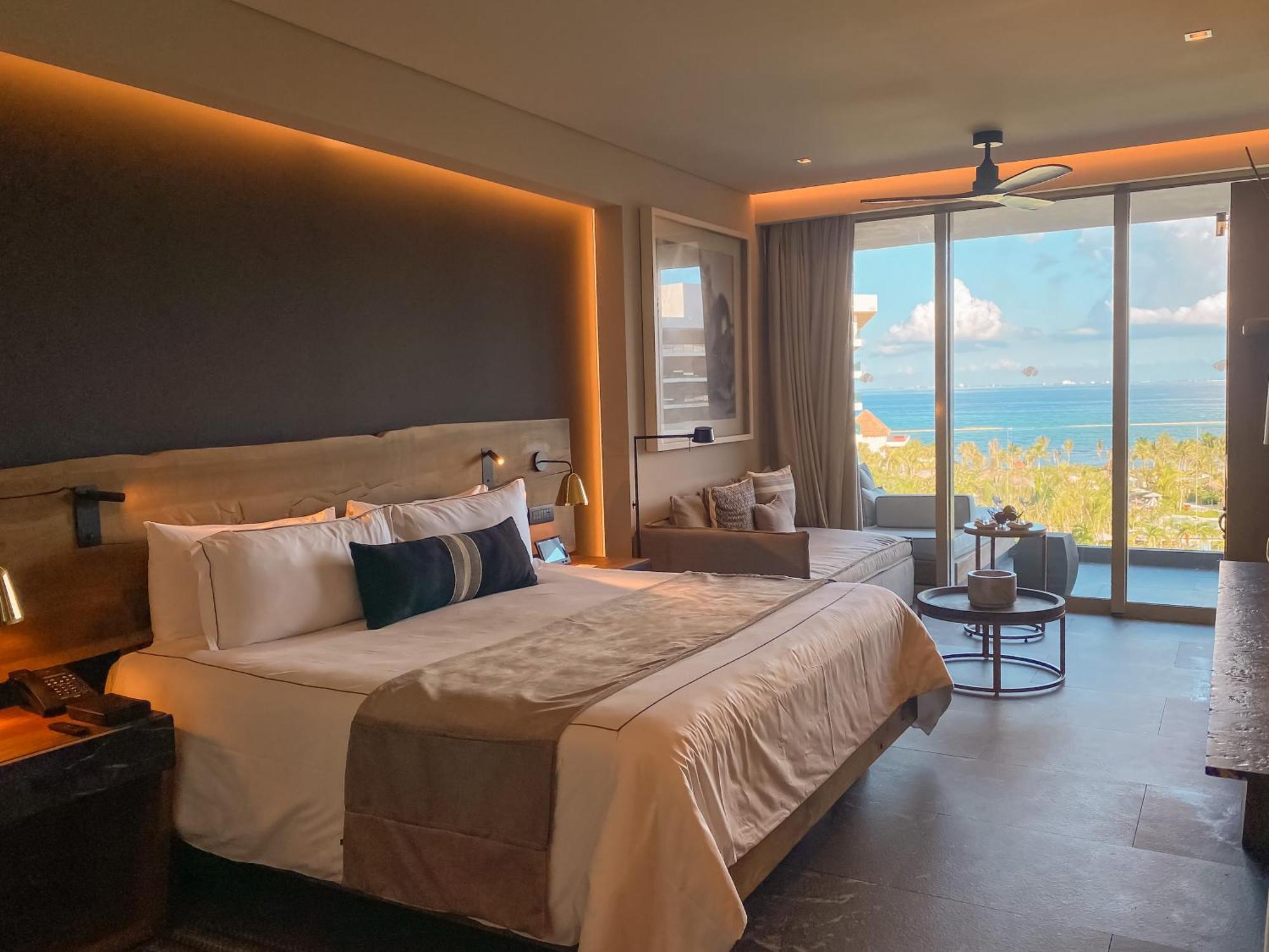 Preferred Club Junior Suite King Ocean View