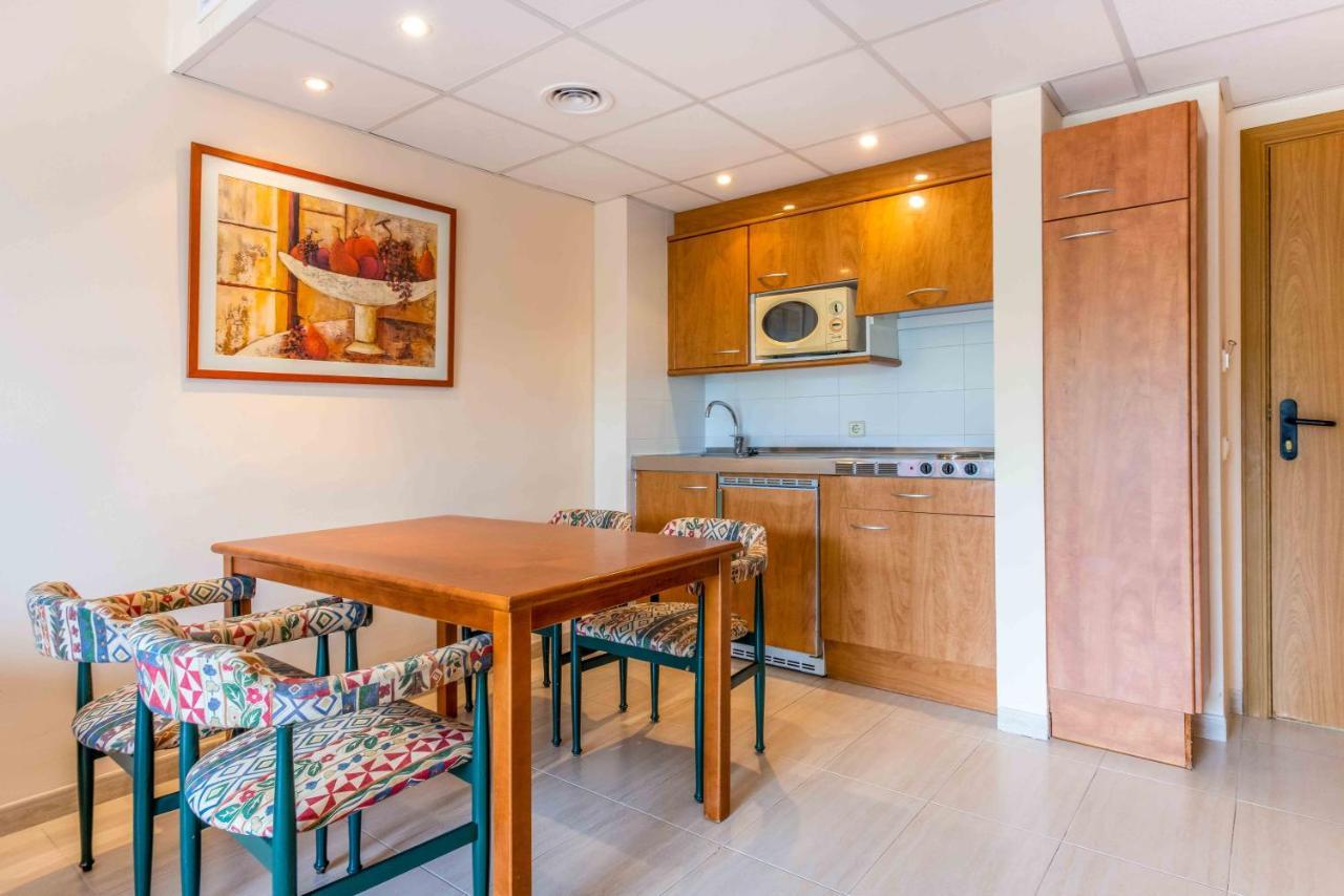 Apartamento de 1 Quarto com Varanda com Vista para o Jardim