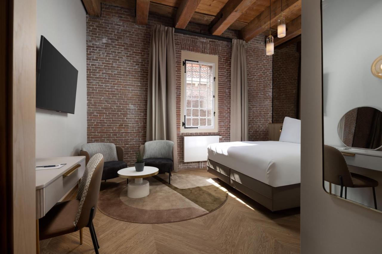 Grande Chambre Double ou Lits Jumeaux