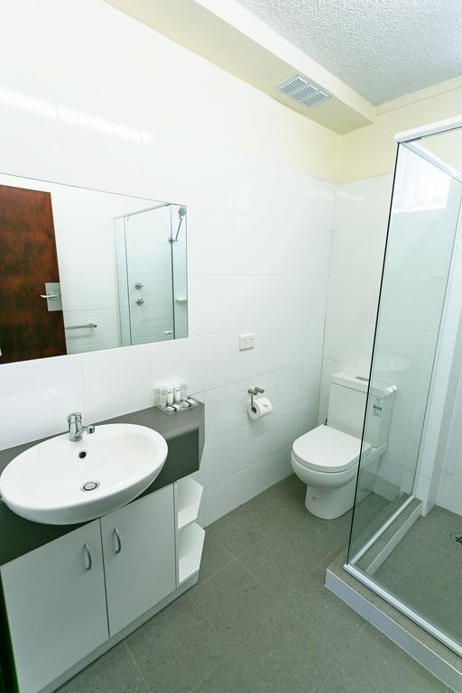 Two-Bedroom Apartment,769899157:JPEG