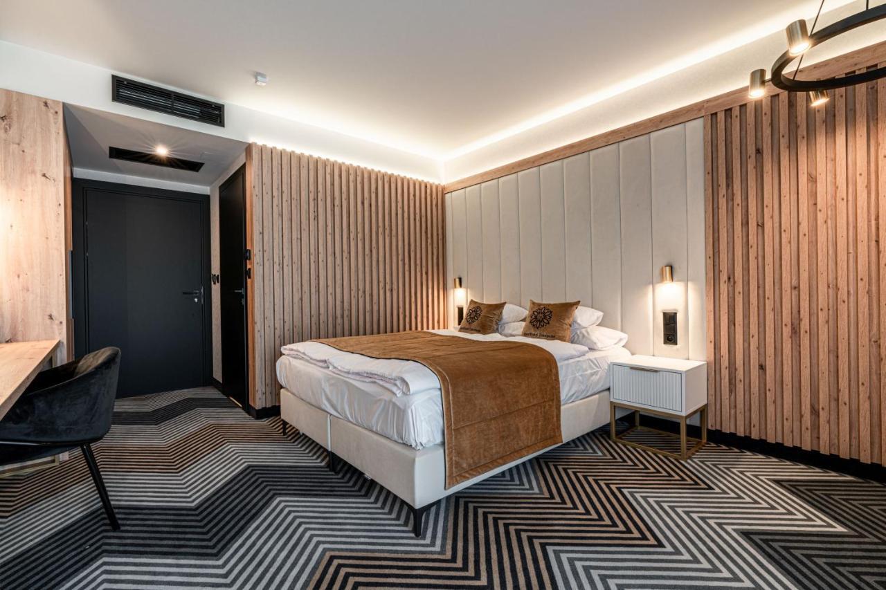 Deluxe Double Room Balcony