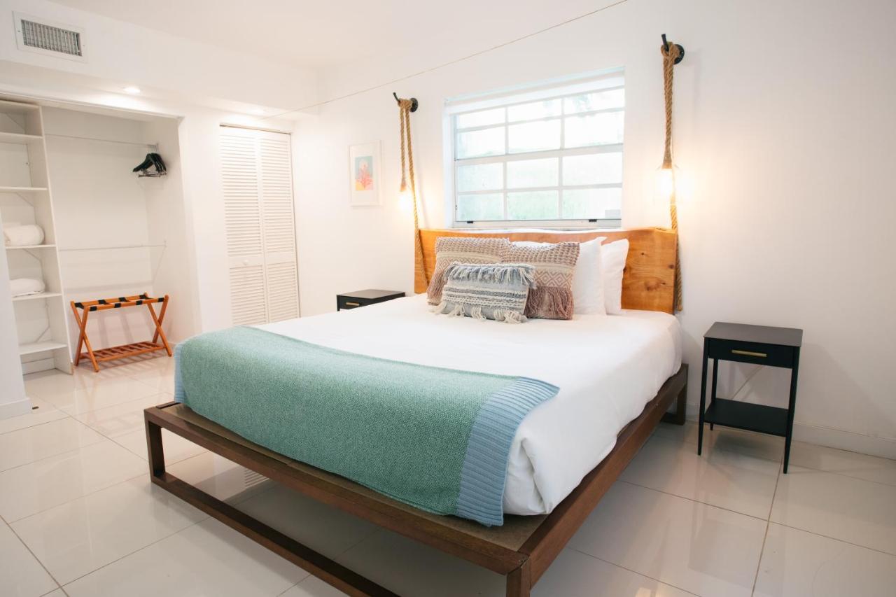 Two-Bedroom Apartment,1344937391:JPEG
