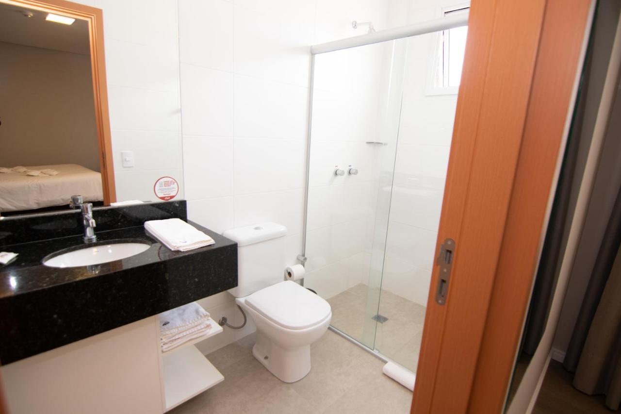 Large Double Room,1345041770:JPEG