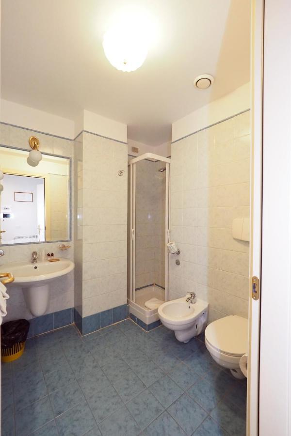 Classic Quadruple Room,1675797531:JPEG