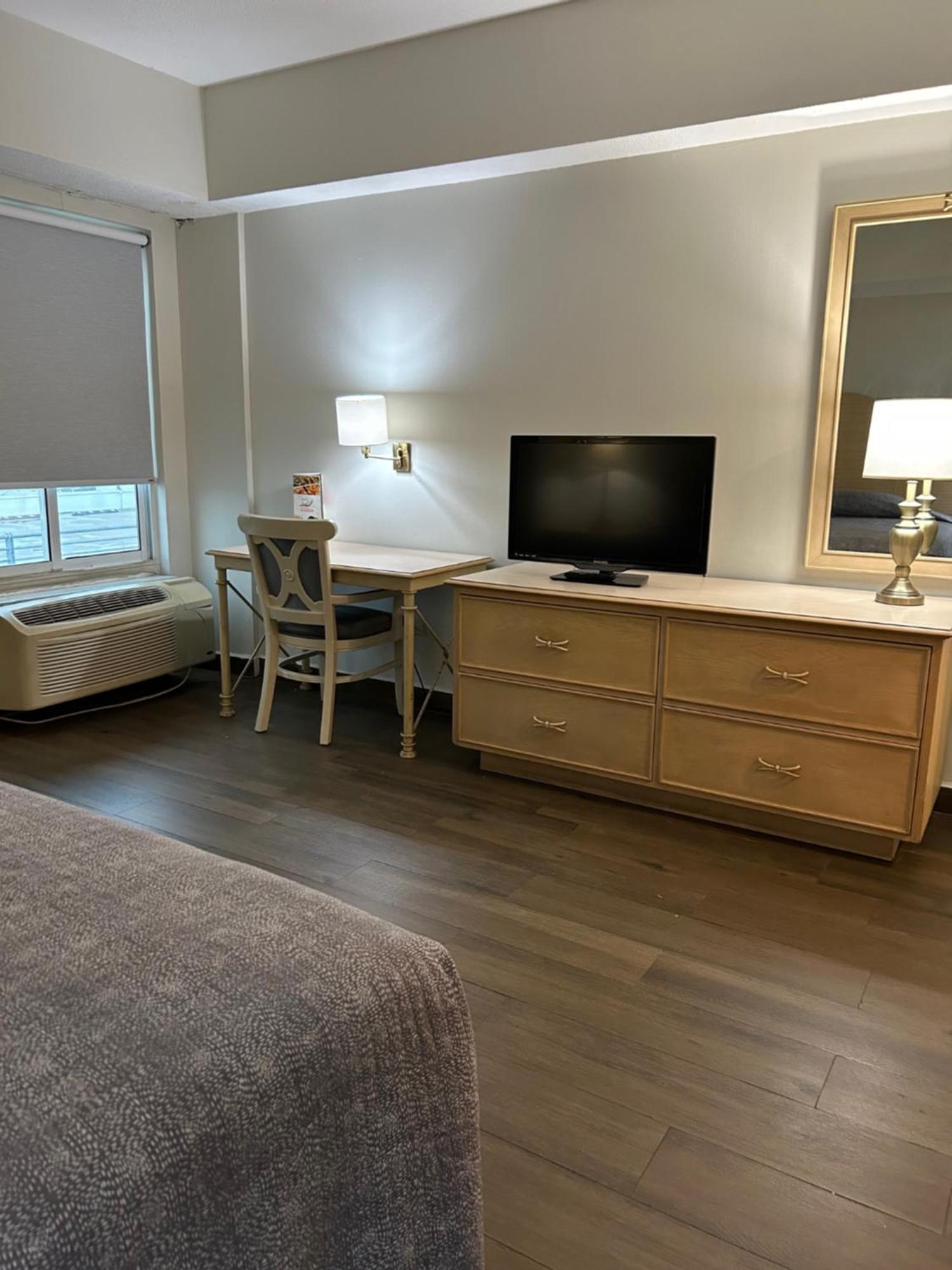 King Room,1629904145:JPEG