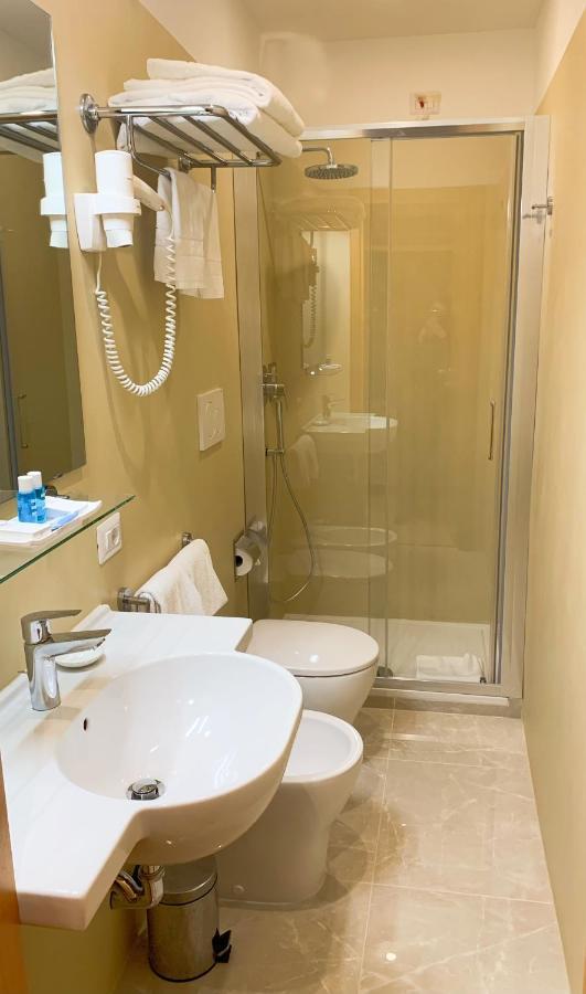 Superior Double Room,1347608285:JPEG