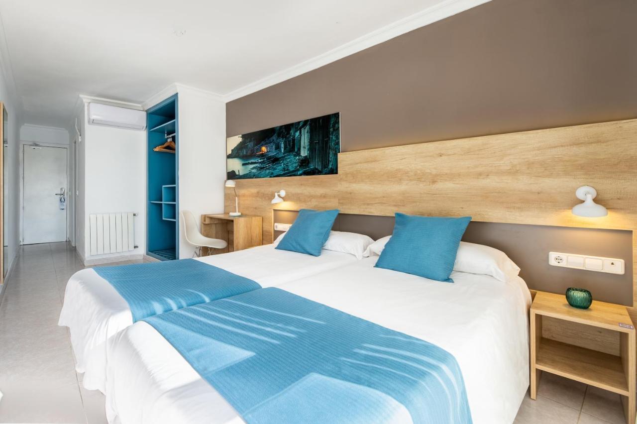 Twin Room Sea View