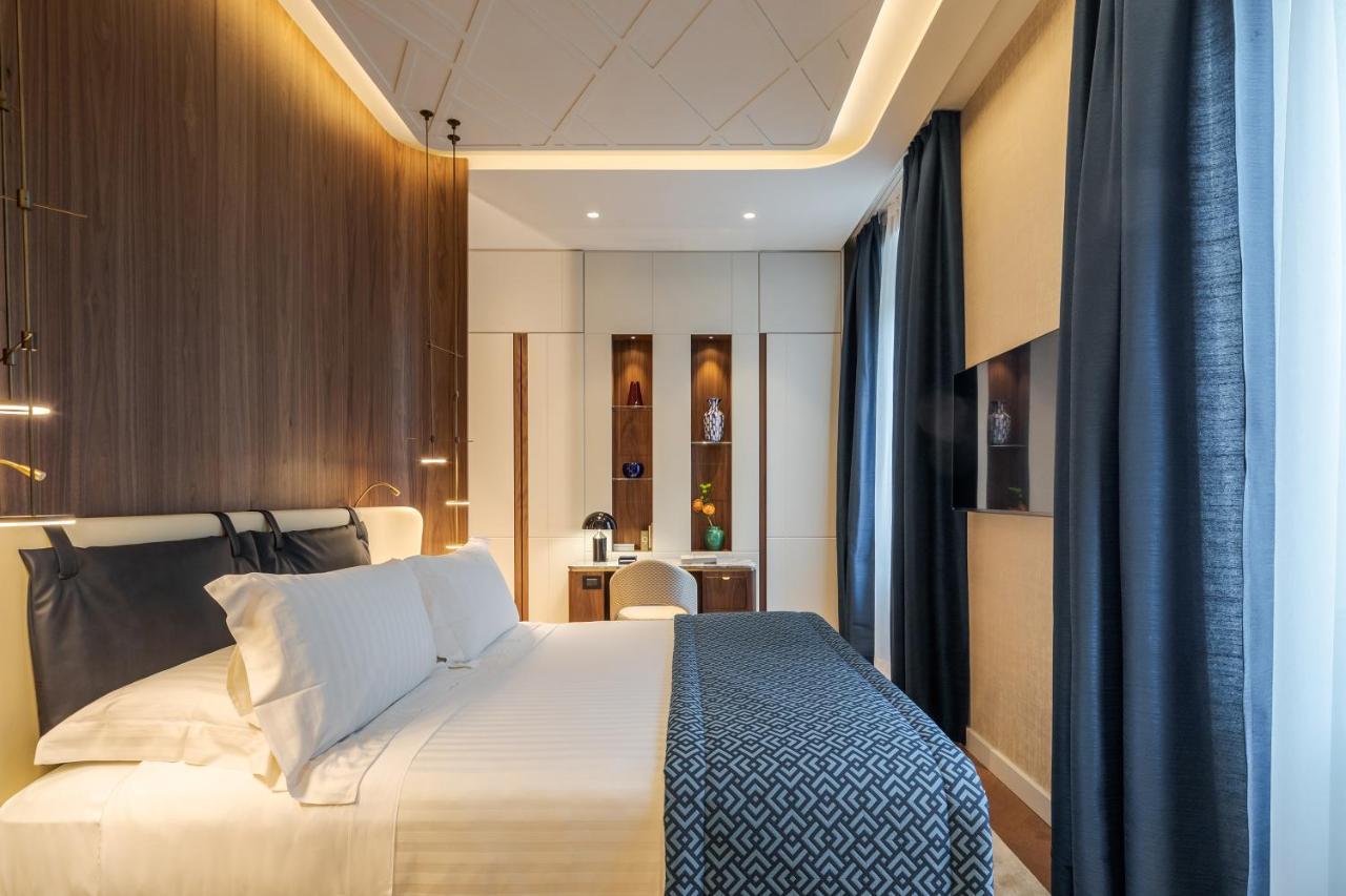 Deluxe Double Room Balcony,1363742237:JPEG