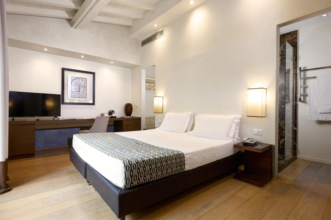 Deluxe Double Room Garden View